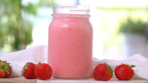 Easy smoothie recipes 3 ingredients | Strawberries and Cream Smoothie