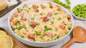 Quick and Easy Pasta Recipes with Few Ingredients | Creamy Orzotto with Pancetta and Peas